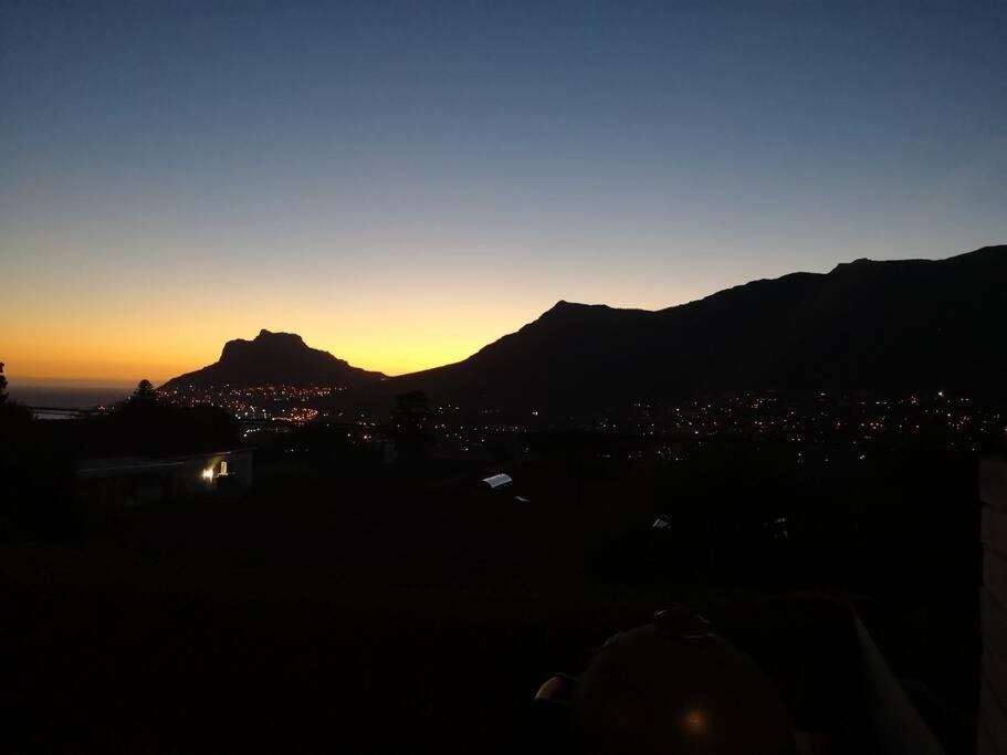 Hollywood On The Hill Vakantiehuis Kaapstad